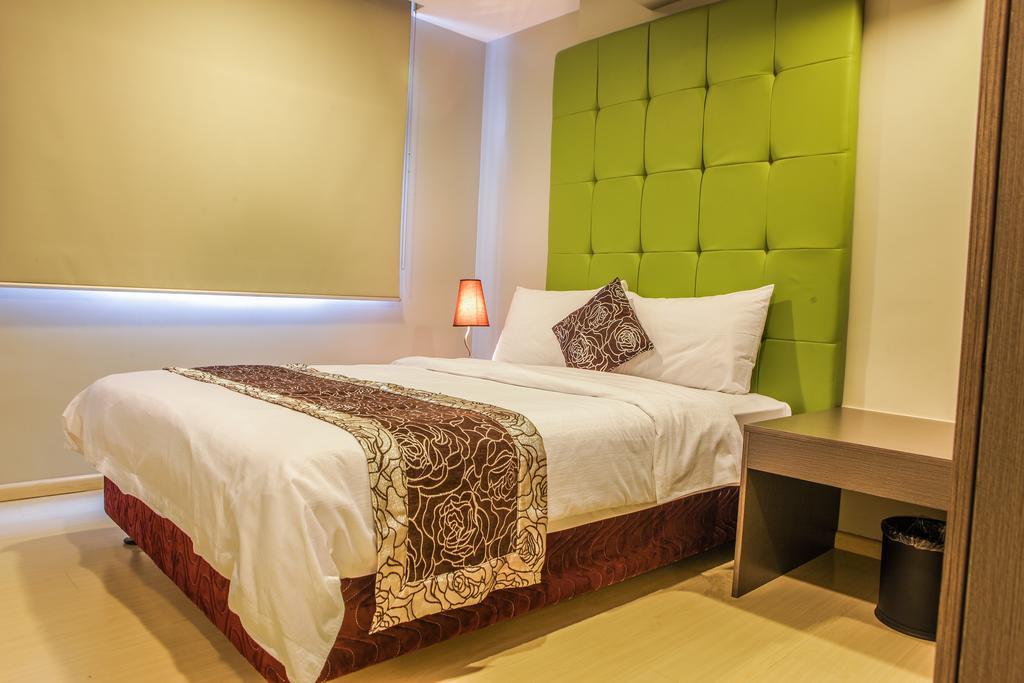 The Exchange Regency Managed By Hii Aparthotel 3*